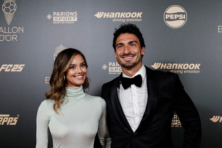 Nicola Cavanis, Mats Hummels