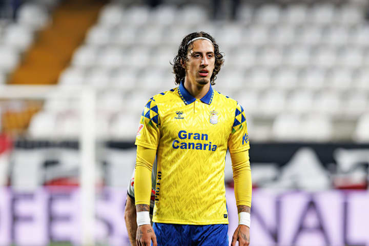 Fabio Silva (UD Las Palmas) thi đấu ở LaLiga...