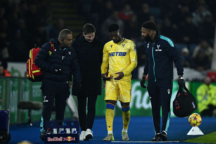 Bác sĩ Imtiaz Ahmad, Oliver Glasner, Jefferson Lerma, Josh Adebayo
