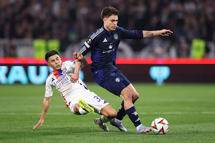 Manuel Ugarte, Thiago Almada