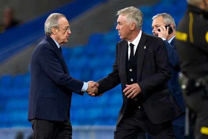 Huấn luyện viên trưởng của Ancelotti, chủ tịch của Florentino Perez của Real Madrid CF
