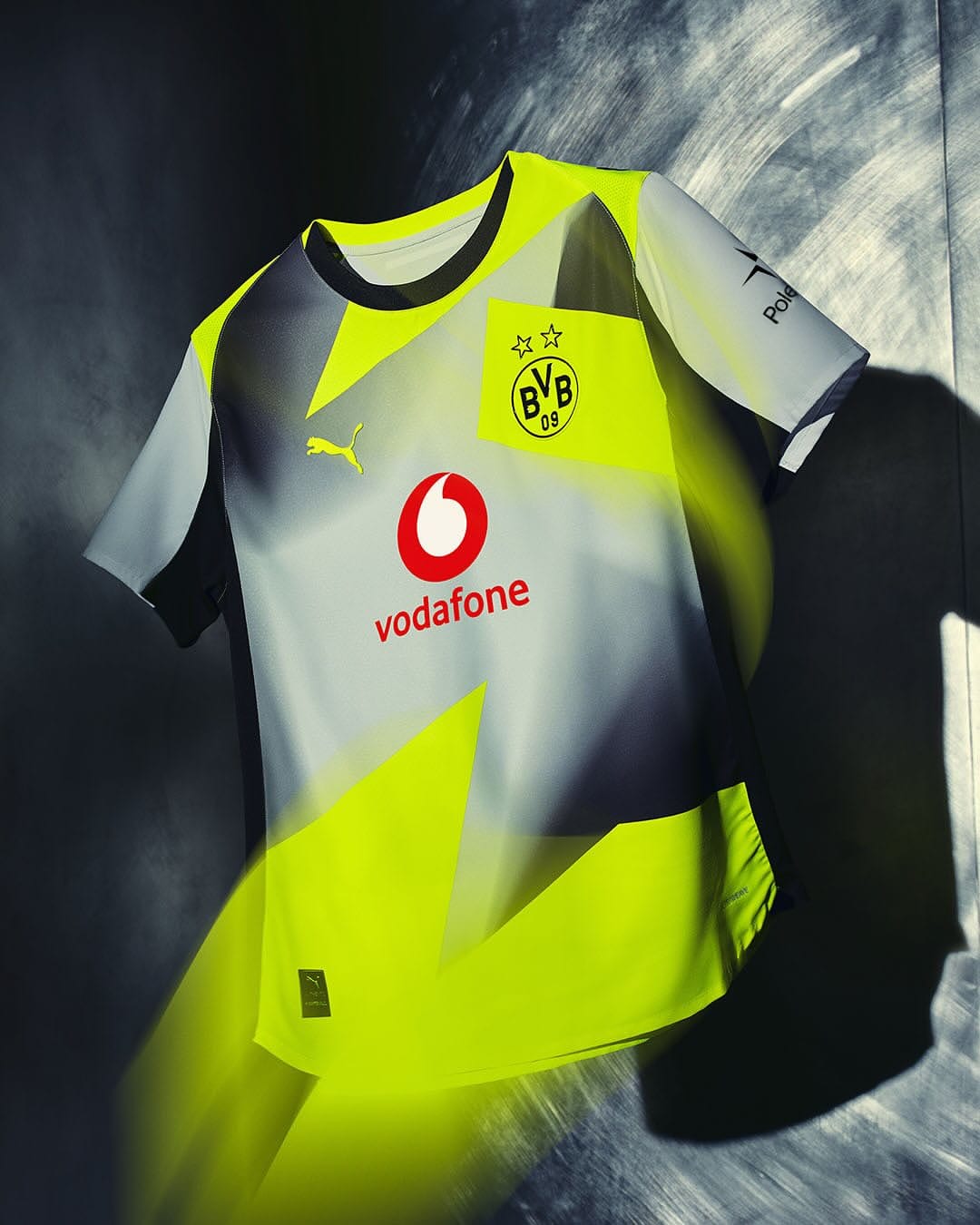 Bộ dụng cụ mới của Dortmund chắc chắn bắt mắt.